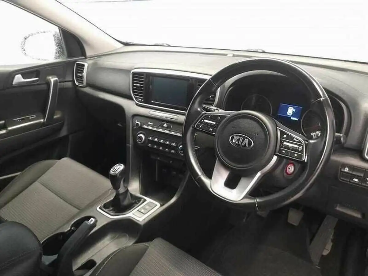 2019-kia-sportage-16-gdi-2-big-8