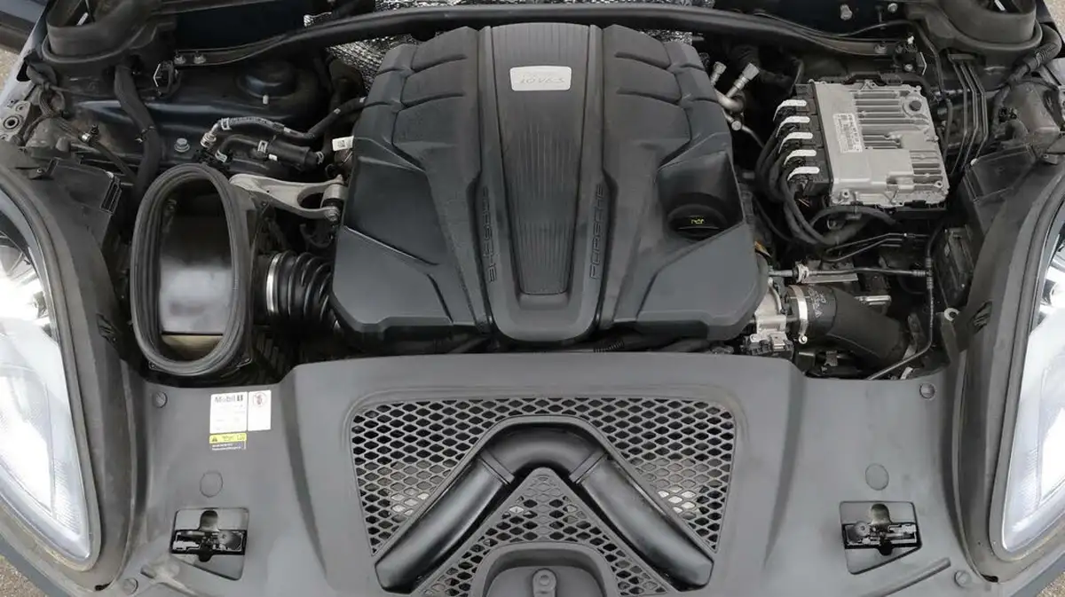 2019-porsche-macan-30-v6-s-big-19