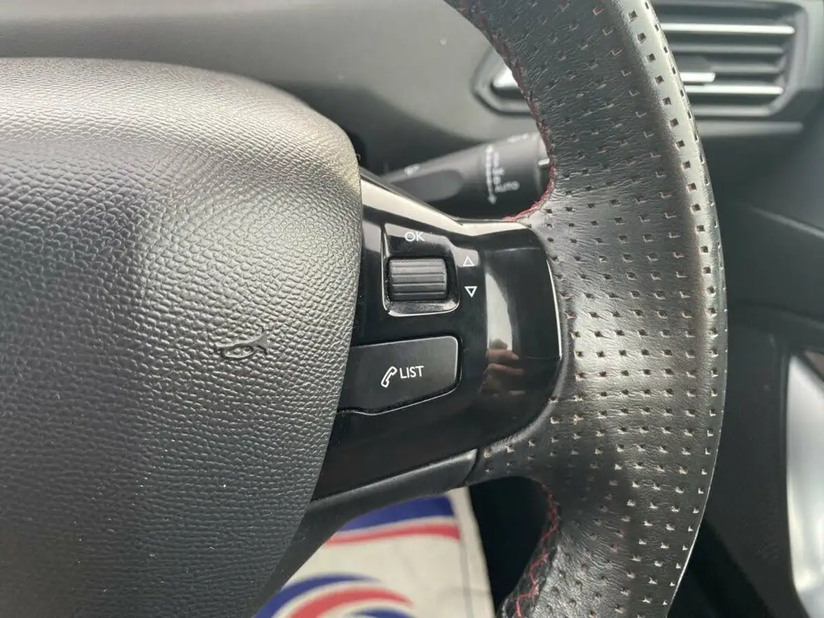 2018-peugeot-308-20-bluehdi-gt-line-big-51