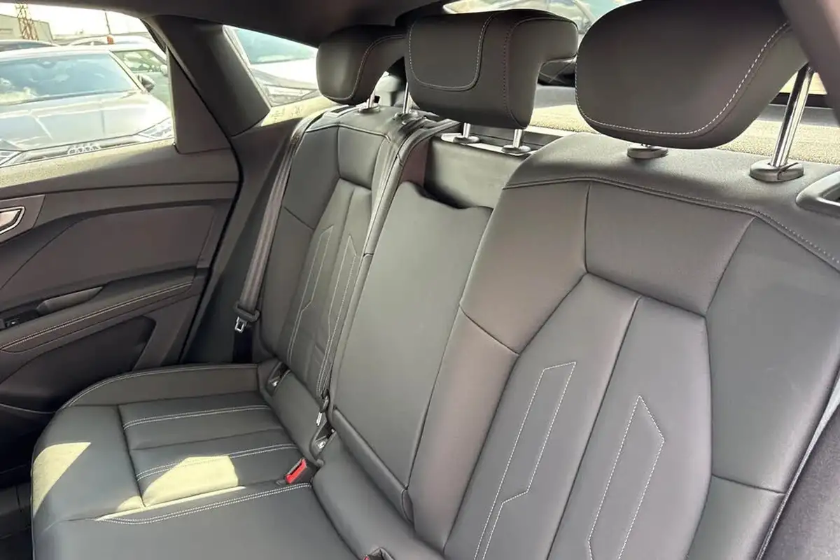 2024-audi-q4-e-tron-45e-black-edition-station-wagon-auto-big-13