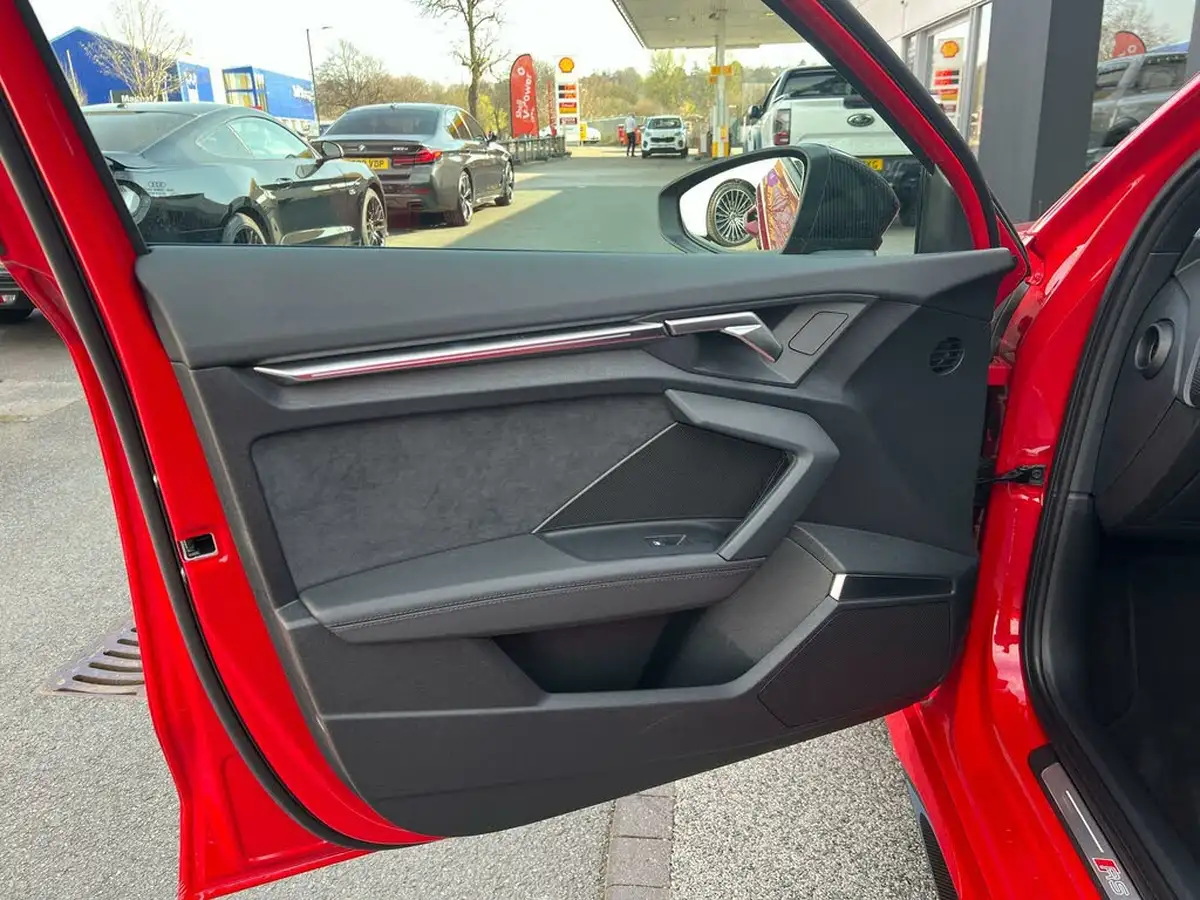 2024-audi-rs3-25-tfsi-carbon-black-sportback-5d-big-57