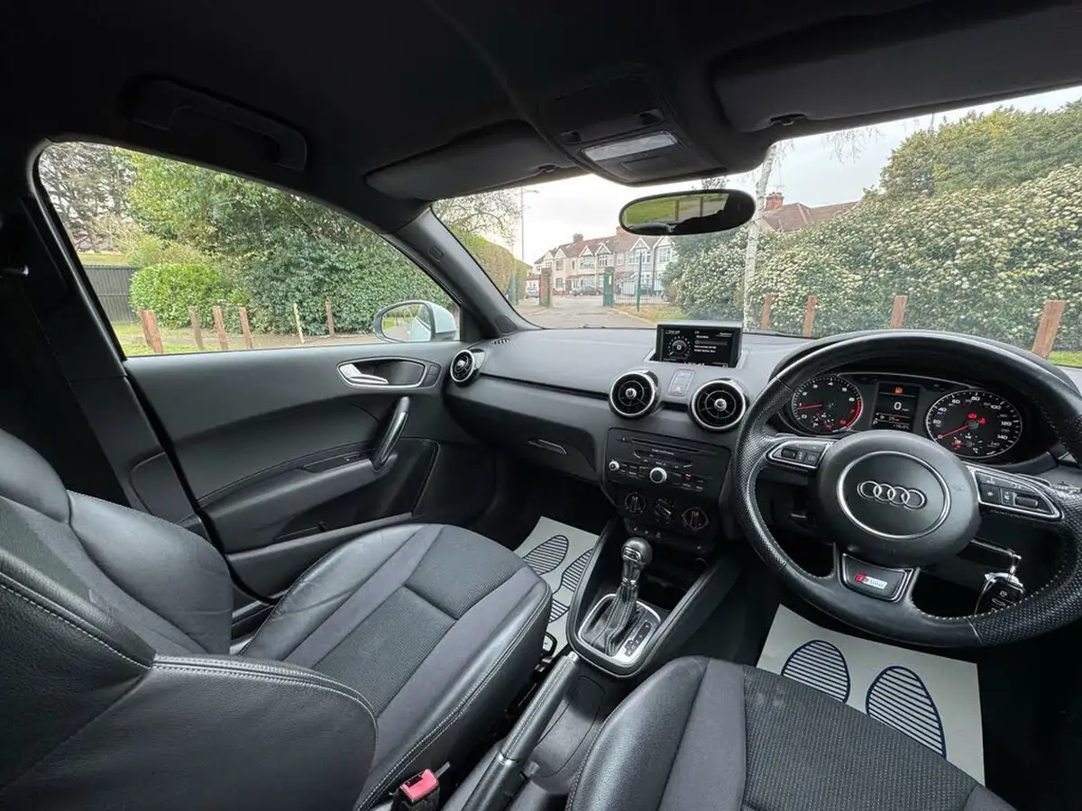2013-audi-a1-14-s-line-tfsi-122ps-sportback-5d-1390cc-tronic-big-38