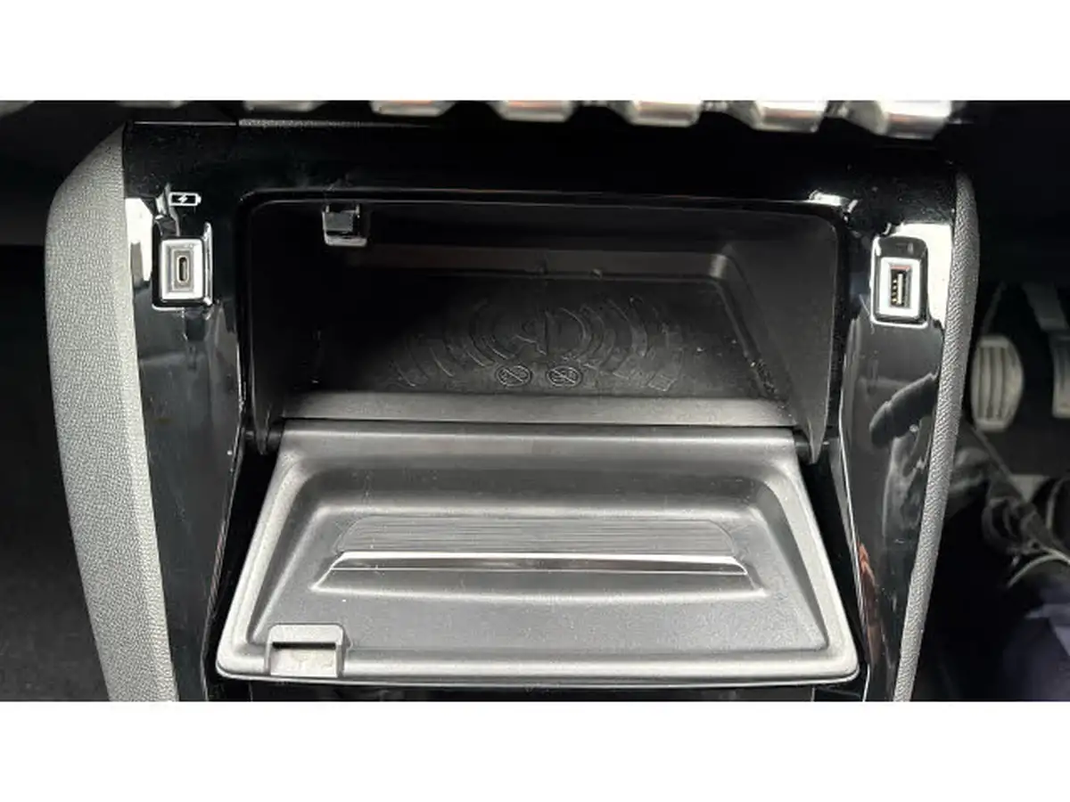 2020-peugeot-208-12-puretech-allure-premium-100bhp-big-29