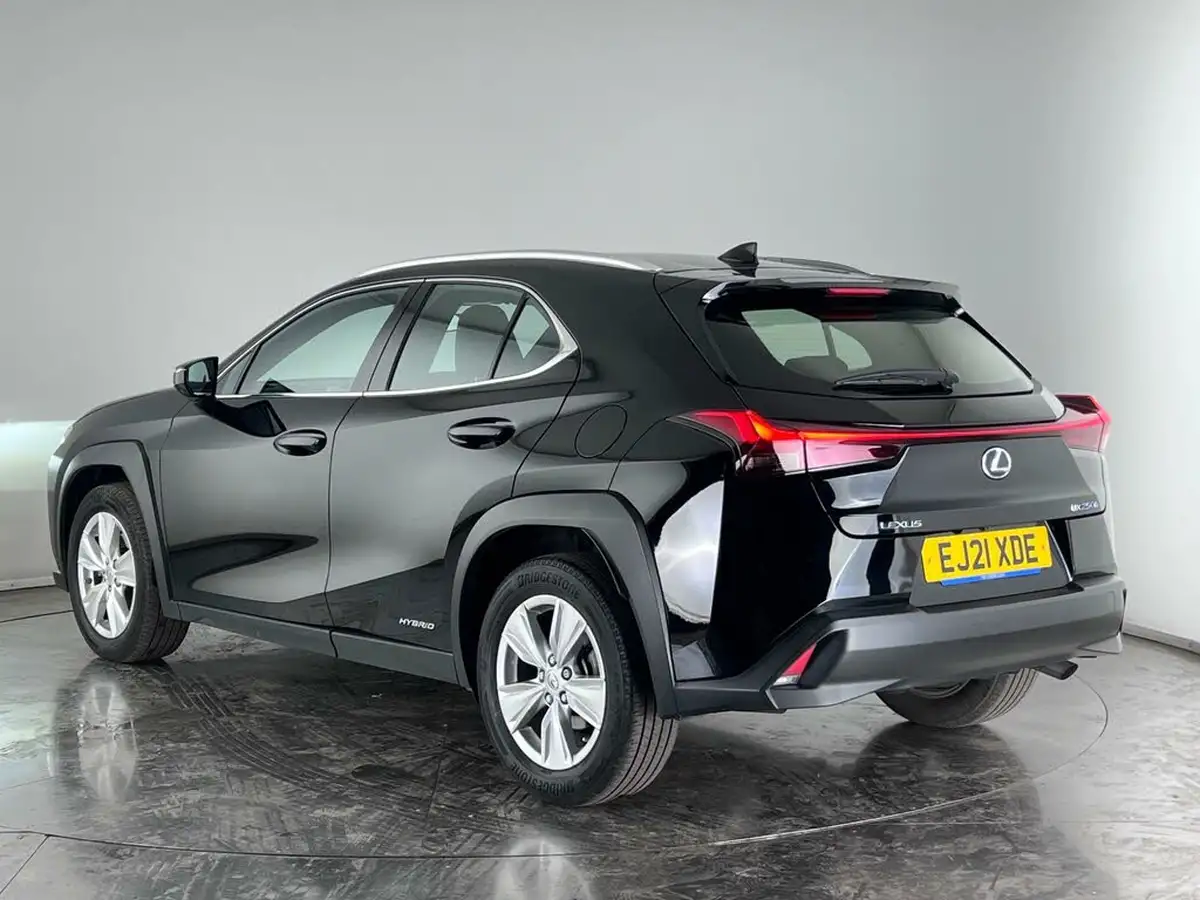 2021-lexus-ux-250h-20-ux-184bhp-without-navigation-big-3
