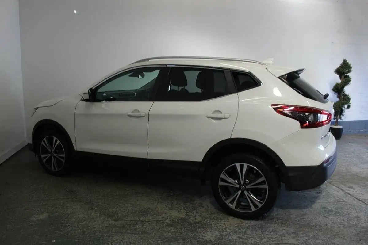 2017-nissan-qashqai-15dci-n-connecta-big-8
