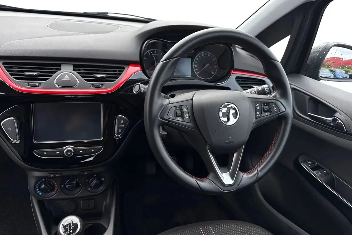 2017-vauxhall-corsa-14i-sri-75ps-ecoflex-3d-big-16