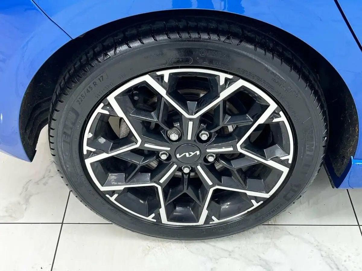 2022-kia-ceed-15-t-gdi-gt-line-big-14