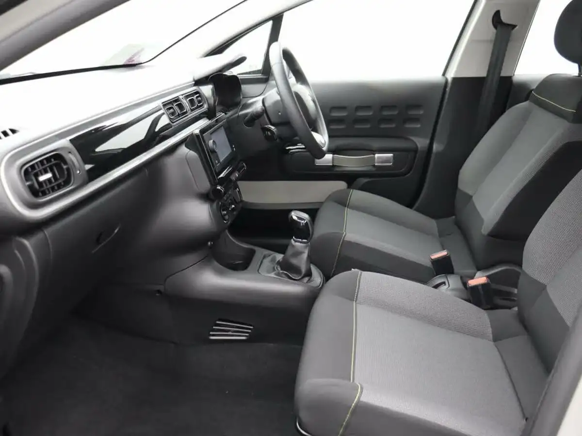 2022-citroen-c3-12-puretech-you-big-8