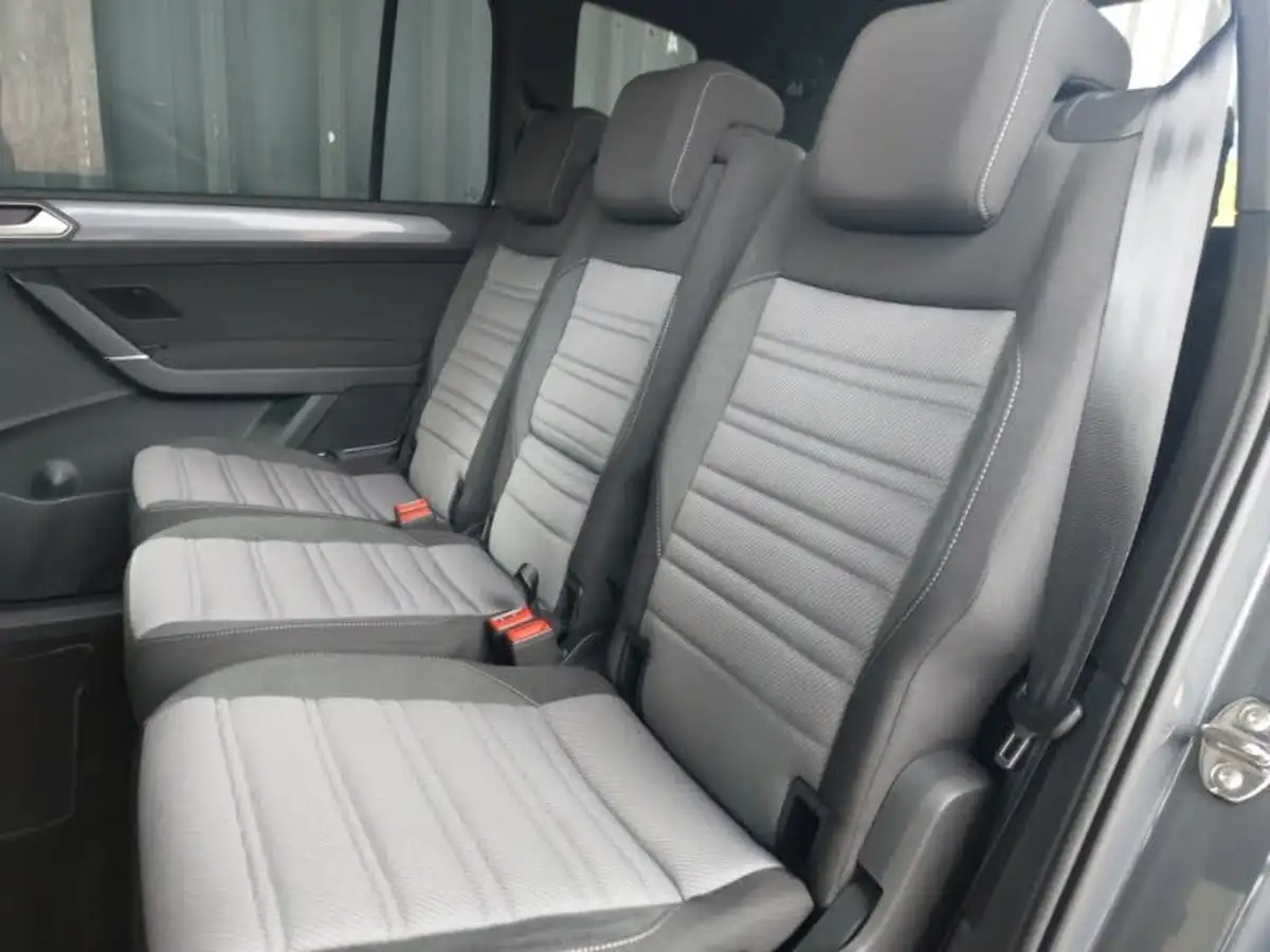 2020-volkswagen-touran-15-tsi-r-line-dsg-big-5
