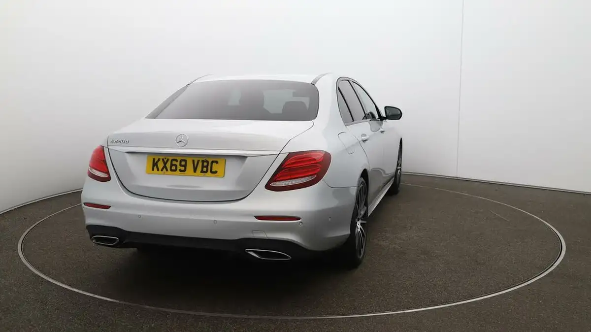 2019-mercedes-benz-e-class-20d-e220d-amg-line-night-edition-premium-saloon-4d-big-47