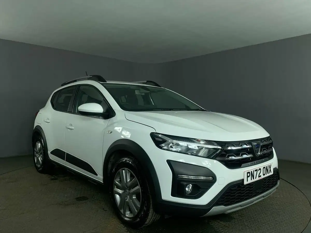2022-dacia-sandero-stepway-10-tce-comfort-90bhp-auto-big-0