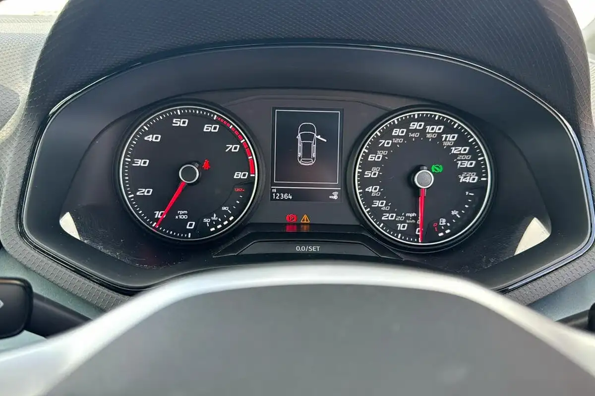 2022-seat-arona-10-tsi-xperience-dsg-big-16