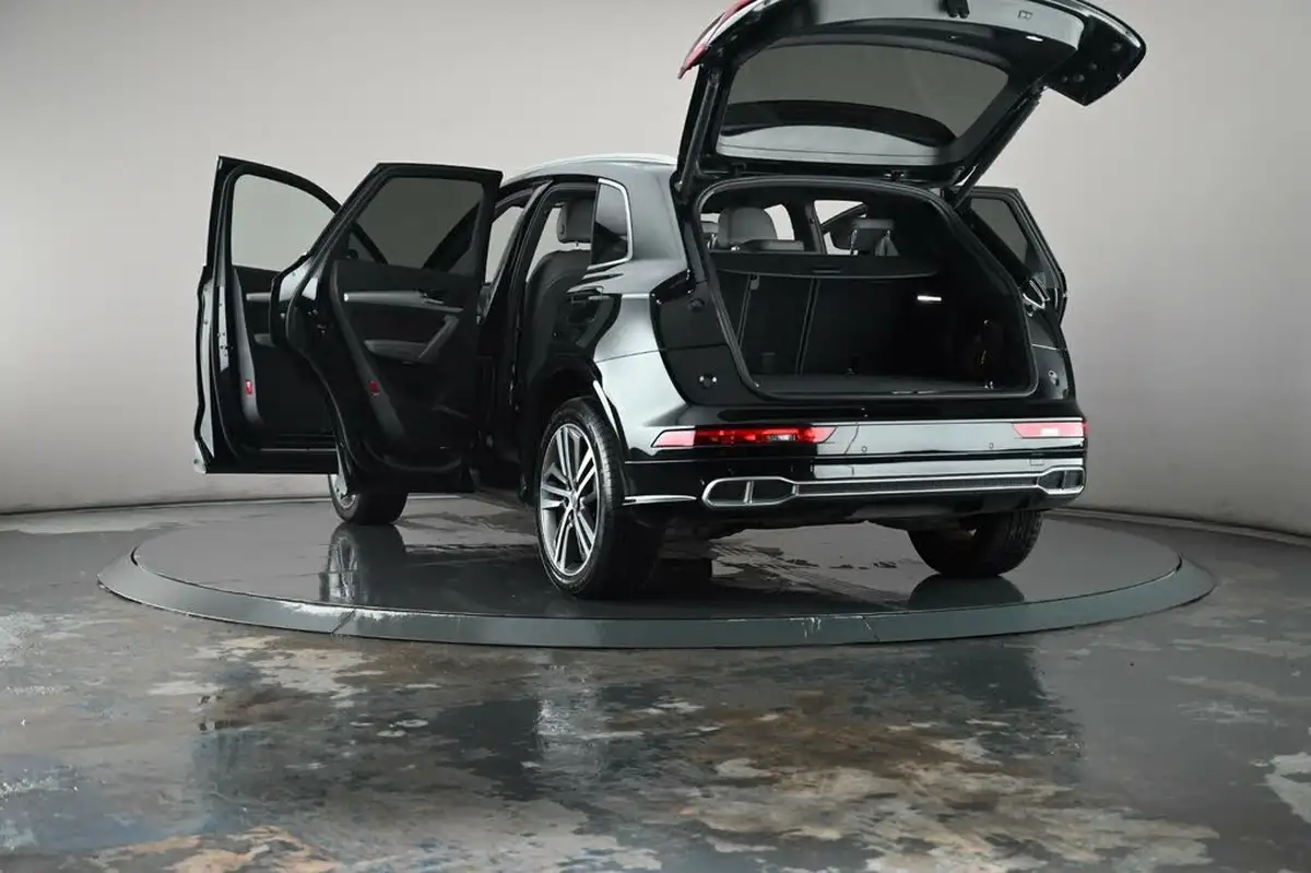 2020-audi-q5-20-55-tfsi-e-s-line-competition-big-45