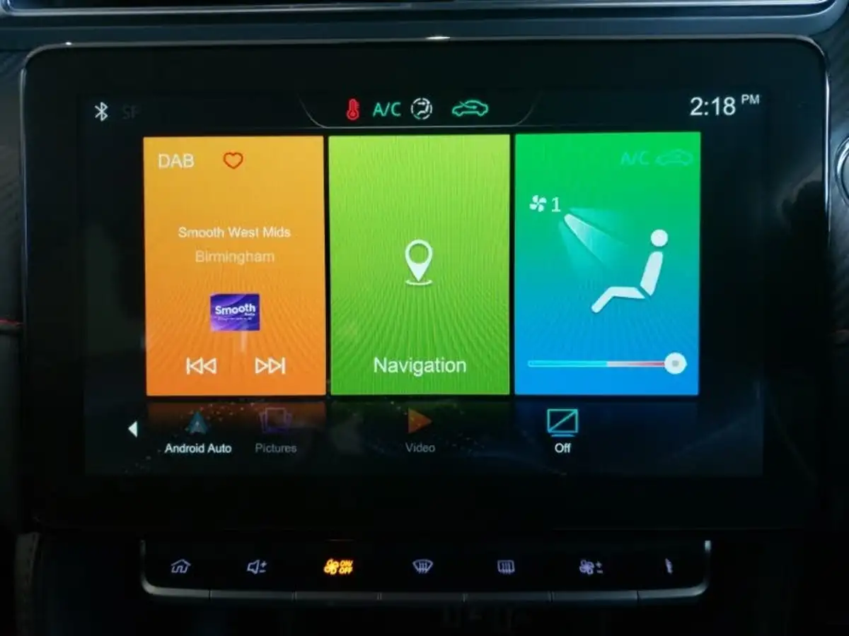 2024-mg-zs-suv-10t-gdi-exclusive-big-13