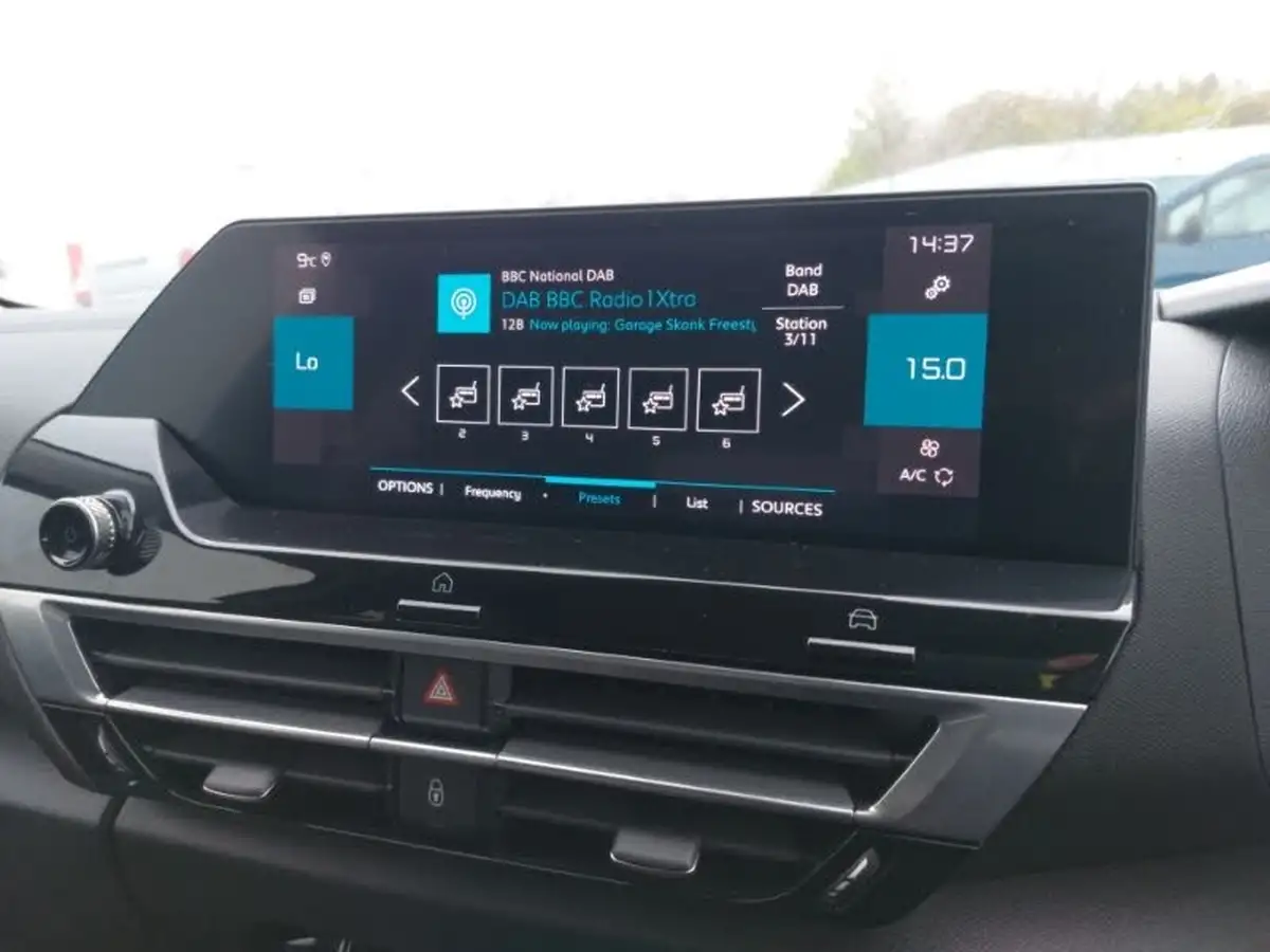 2022-citroen-c4-12-puretech-shine-130ps-big-14