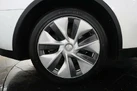 2022-tesla-model-y-e-long-range-small-31