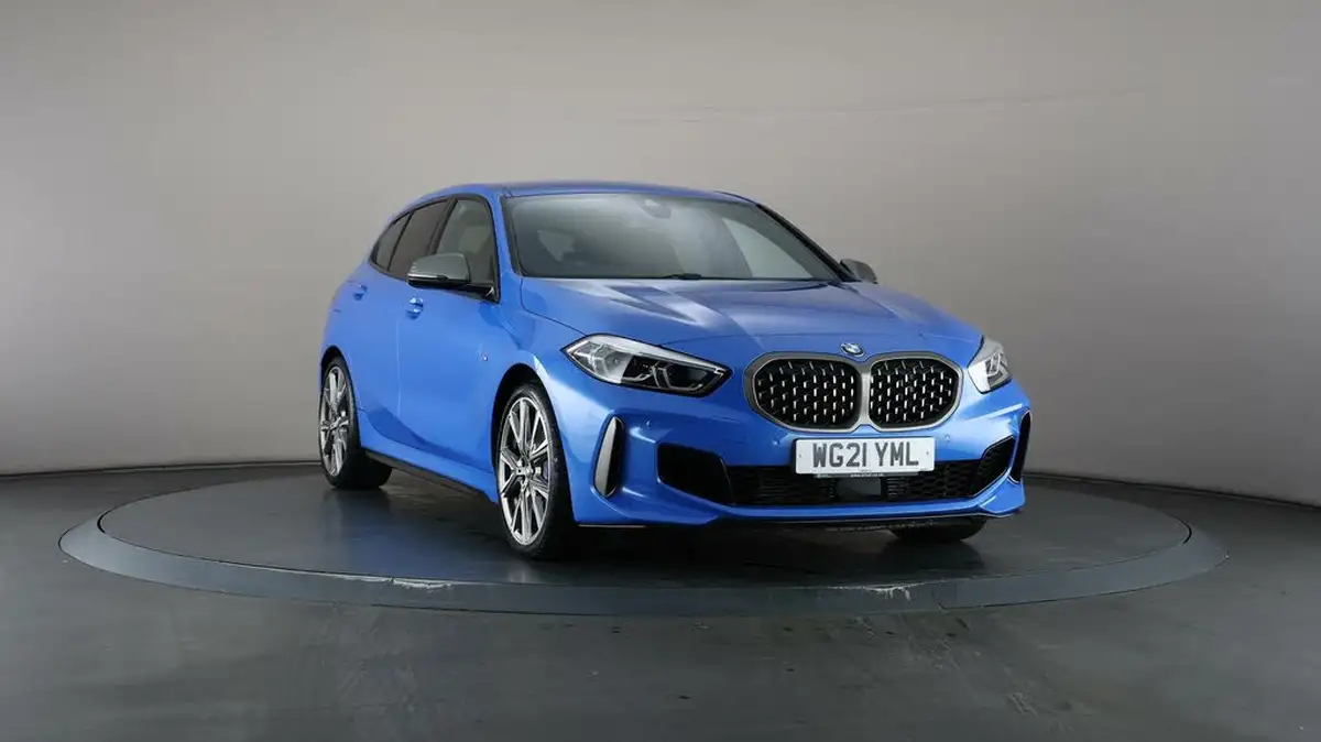 2021-bmw-1-series-20-m135i-xdrive-big-47