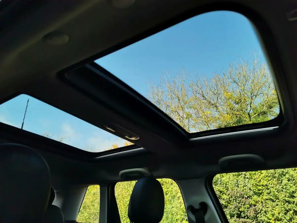 2021-mini-cooper-15-cooper-exclusive-series-ii-hatchback-5d-auto-big-13