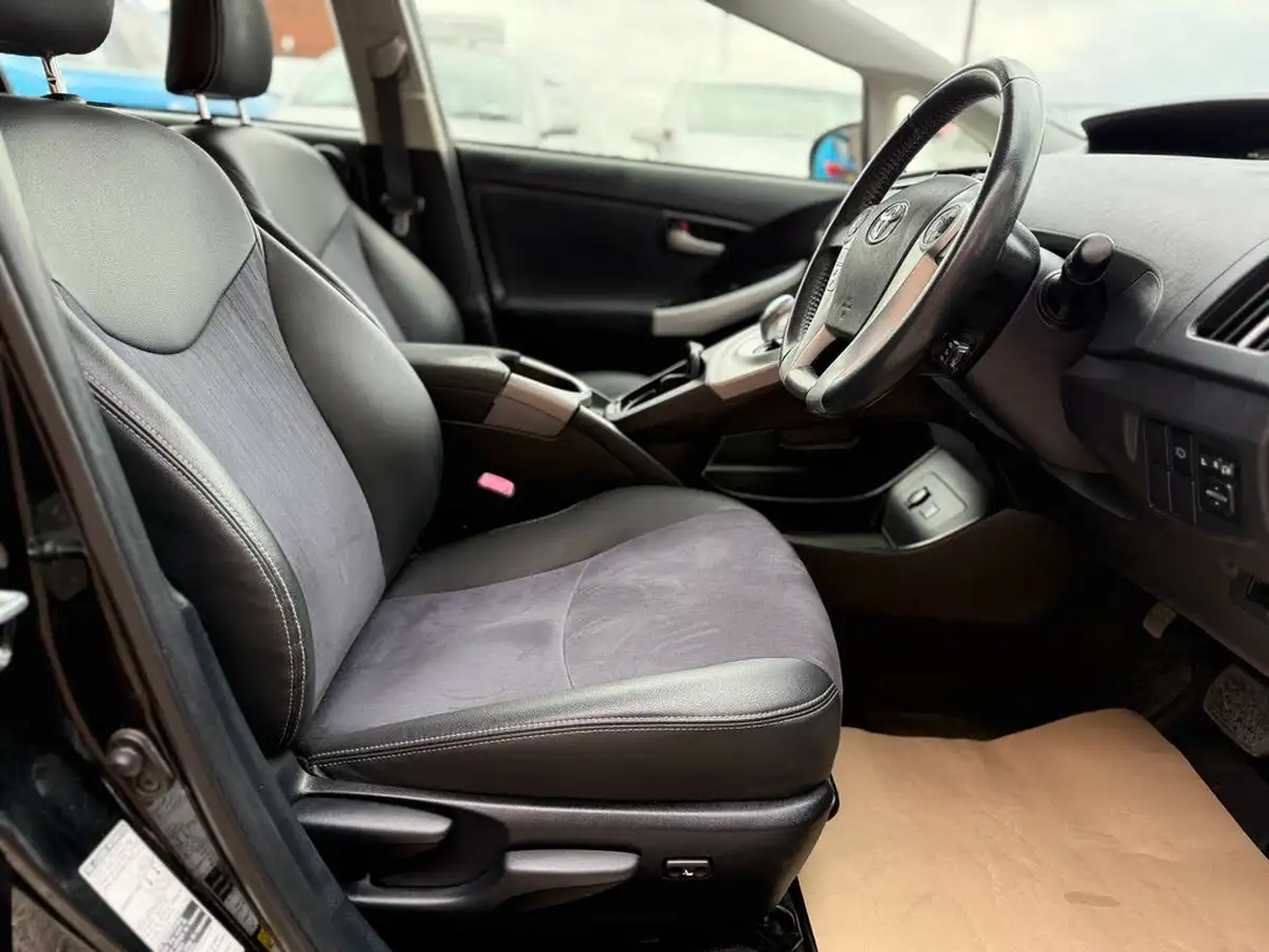 2012-toyota-prius-18-vvt-i-t-spirit-hybrid-leather-1794cc-big-12