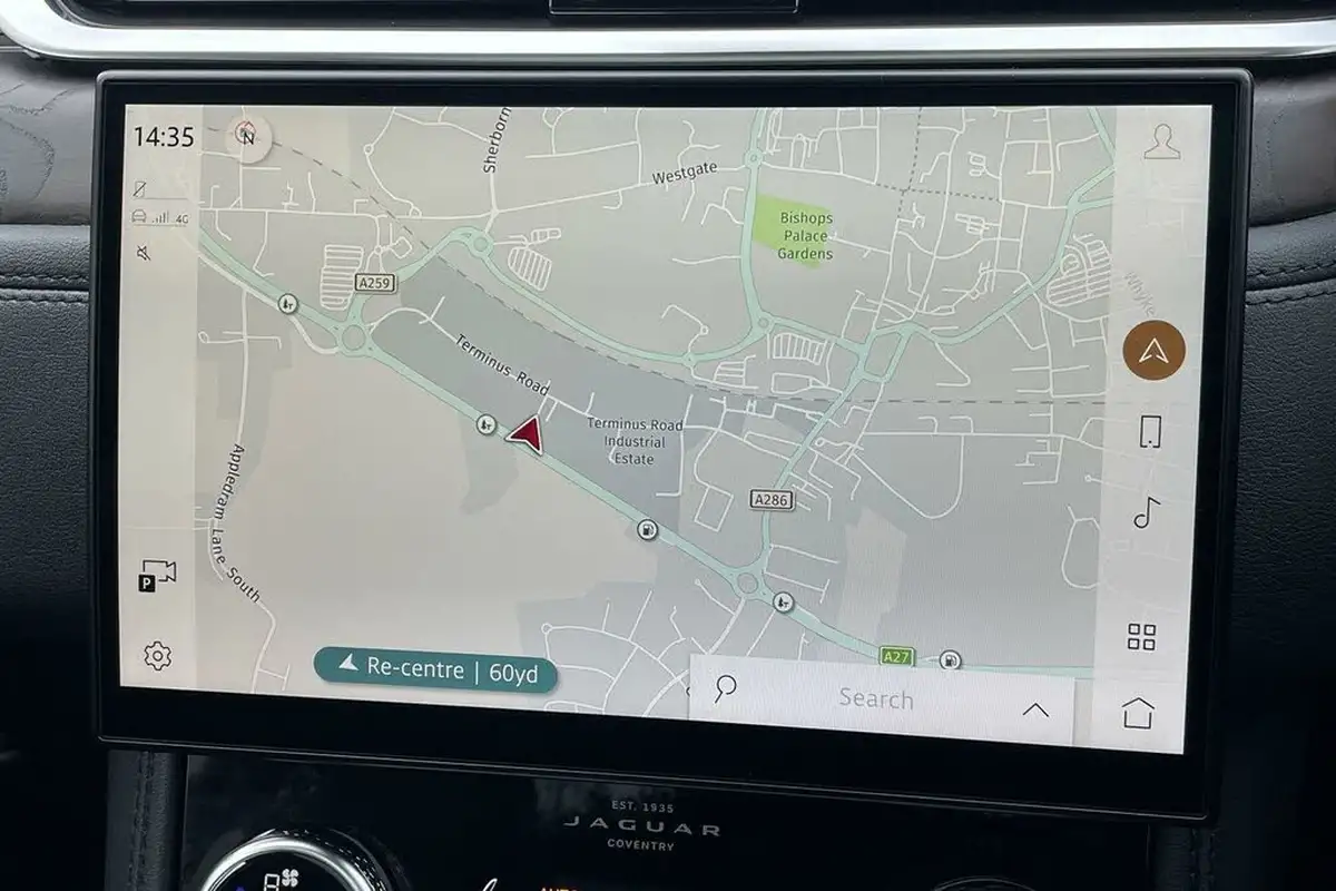 2021-jaguar-f-pace-20-d200-hse-mhev-big-3