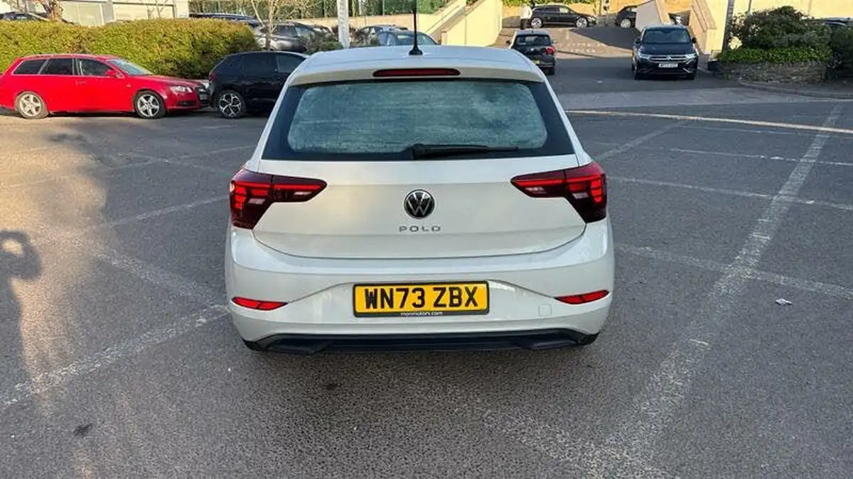 2023-volkswagen-polo-10-tsi-life-big-33