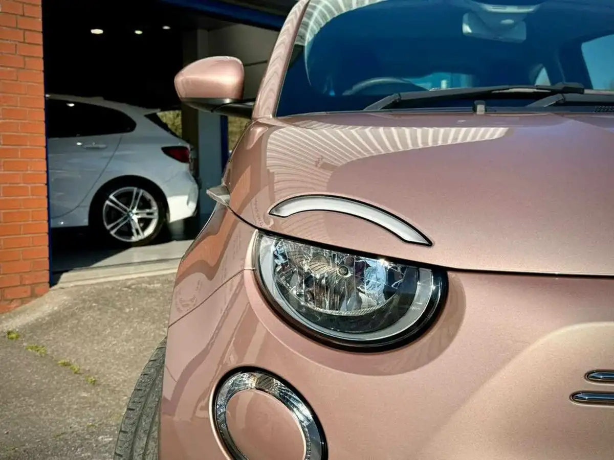 2021-fiat-500-e-icon-big-4