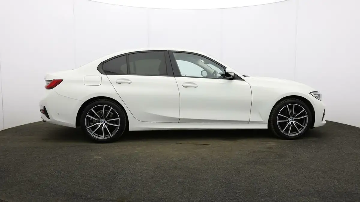 2020-bmw-3-series-20-320i-sport-saloon-4d-big-44