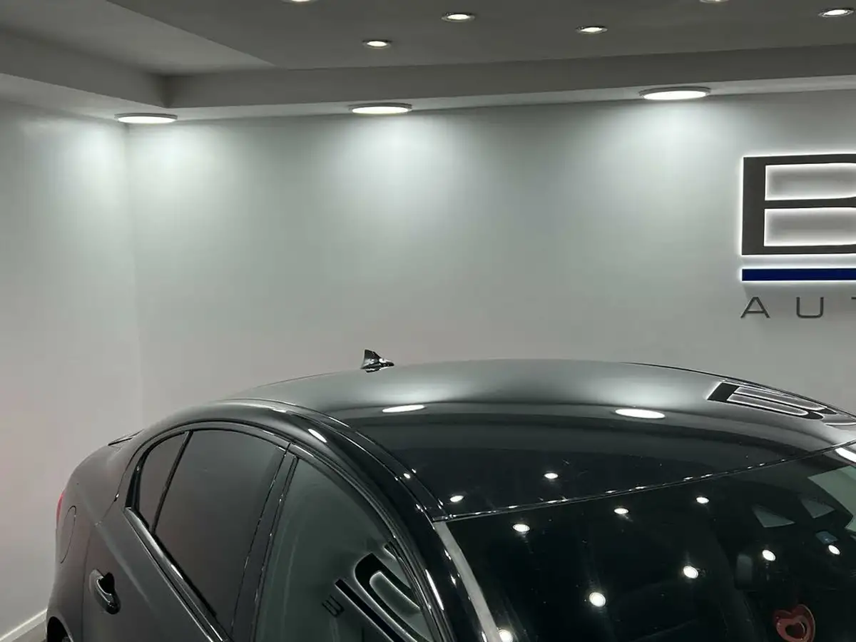 2015-jaguar-xe-20td-r-sport-180ps-big-13