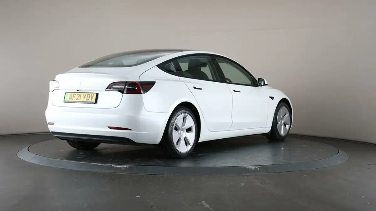 2021-tesla-model-3-e-long-range-4x4-big-61