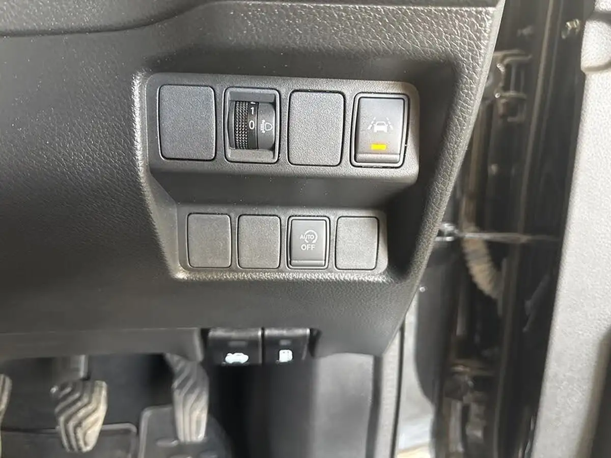 2019-nissan-qashqai-13-dig-t-n-connecta-140ps-big-18