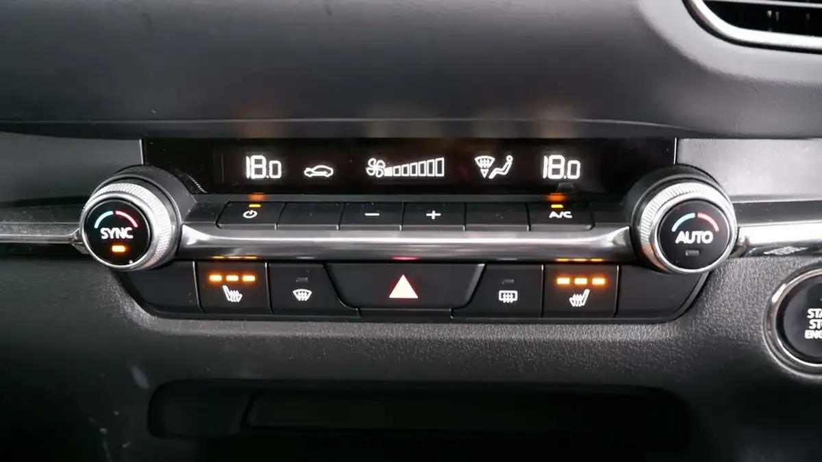 2022-mazda-cx-30-20-e-skyactiv-x-sport-lux-big-12