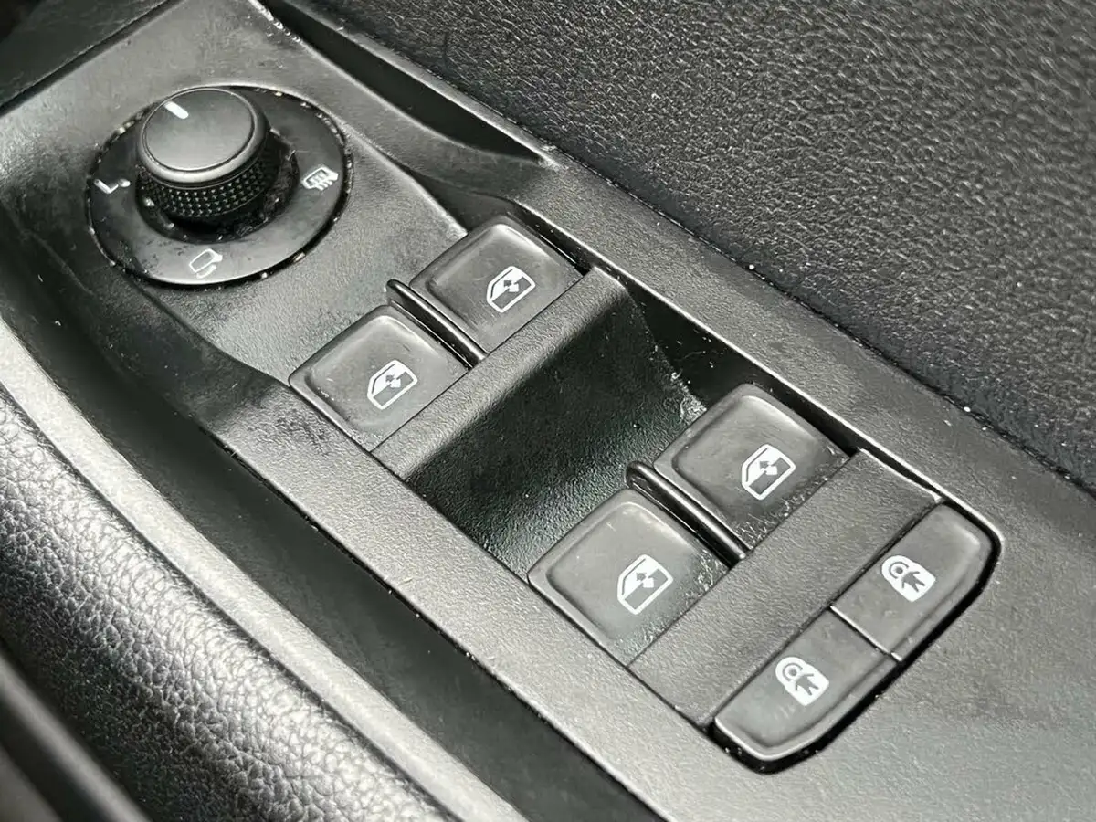 2021-skoda-superb-14-tsi-se-technology-156ps-estate-big-61