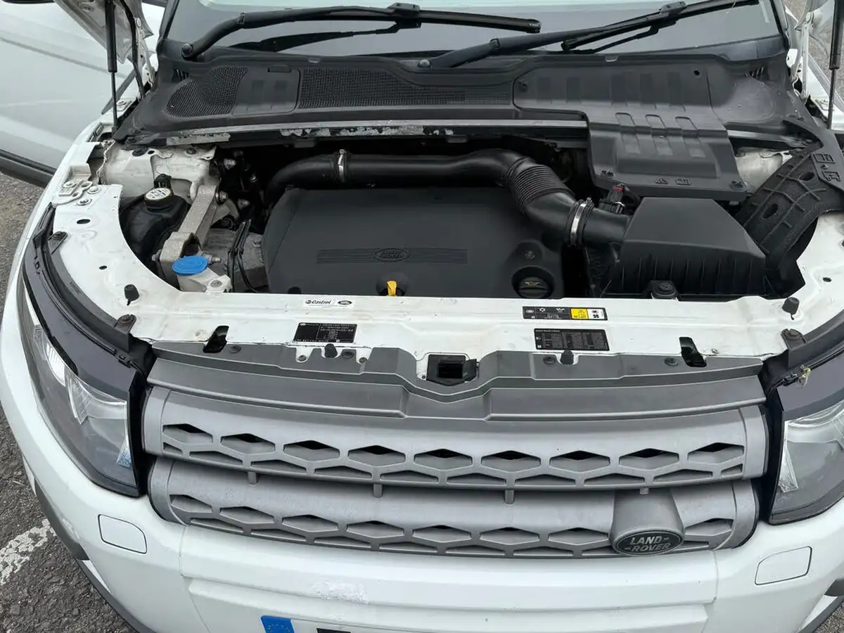 2015-land-rover-range-rover-evoque-22sd4-pure-tech-hatchback-5d-auto-big-30