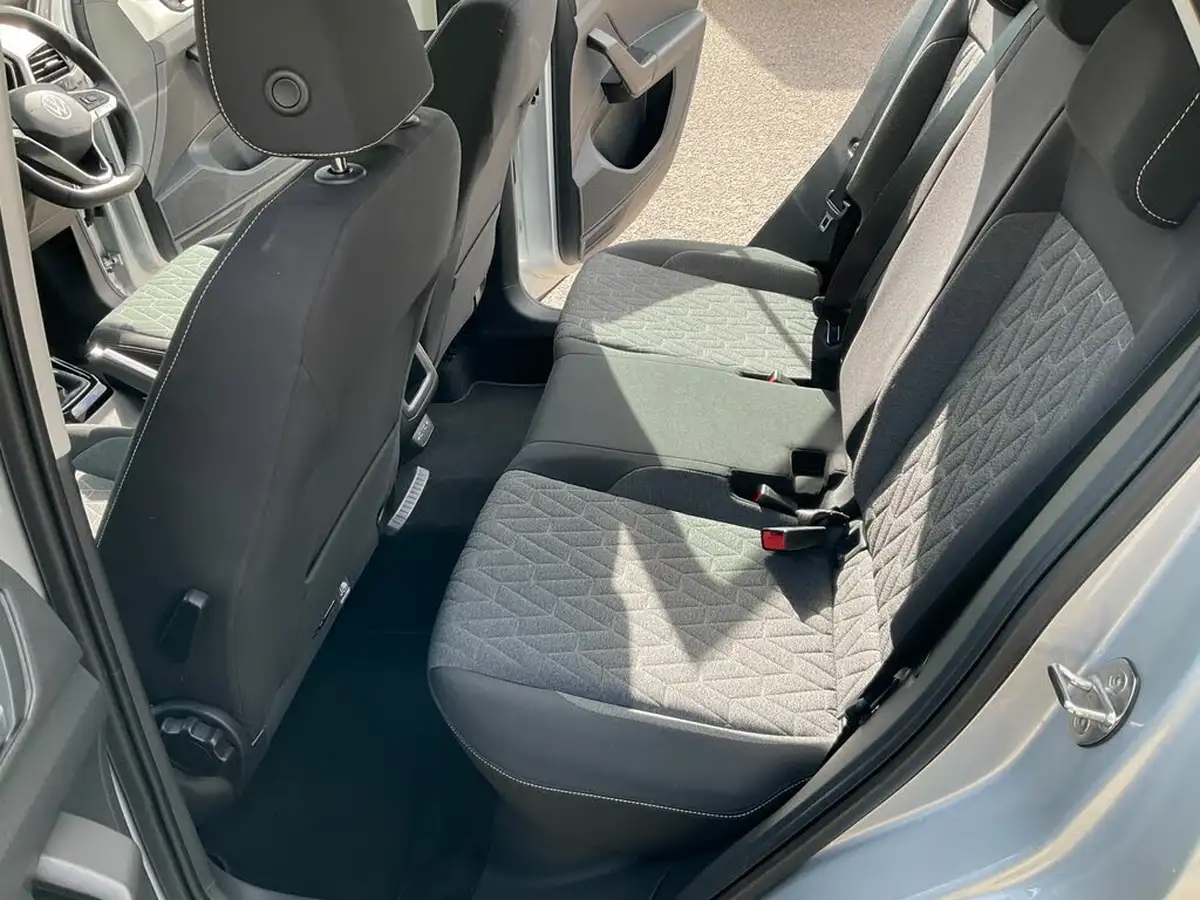 2024-volkswagen-t-cross-10-tsi-move-110ps-dsg-big-11