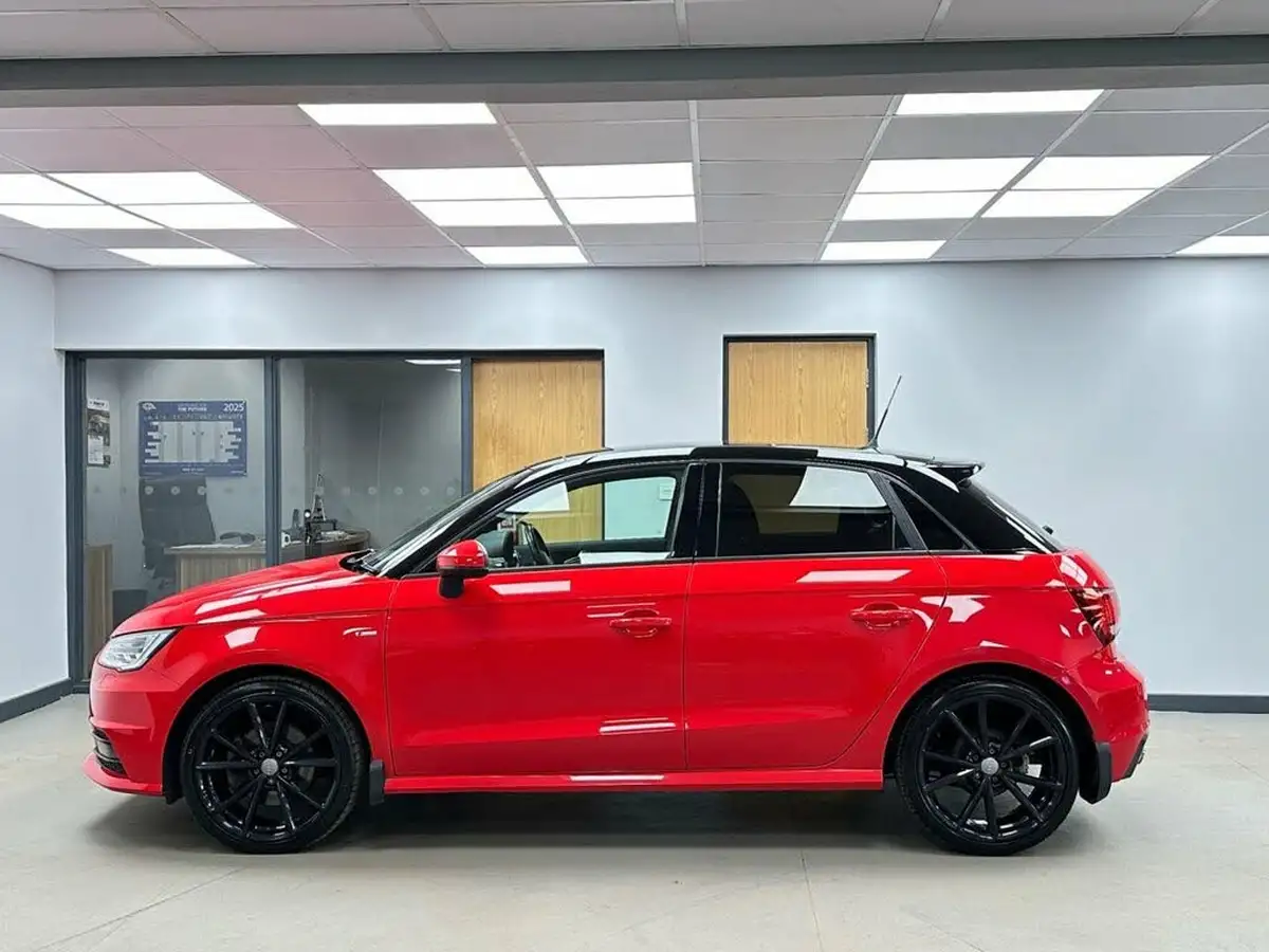 2015-audi-a1-14-s-line-150ps-cod-ss-sportback-5d-1395cc-big-3