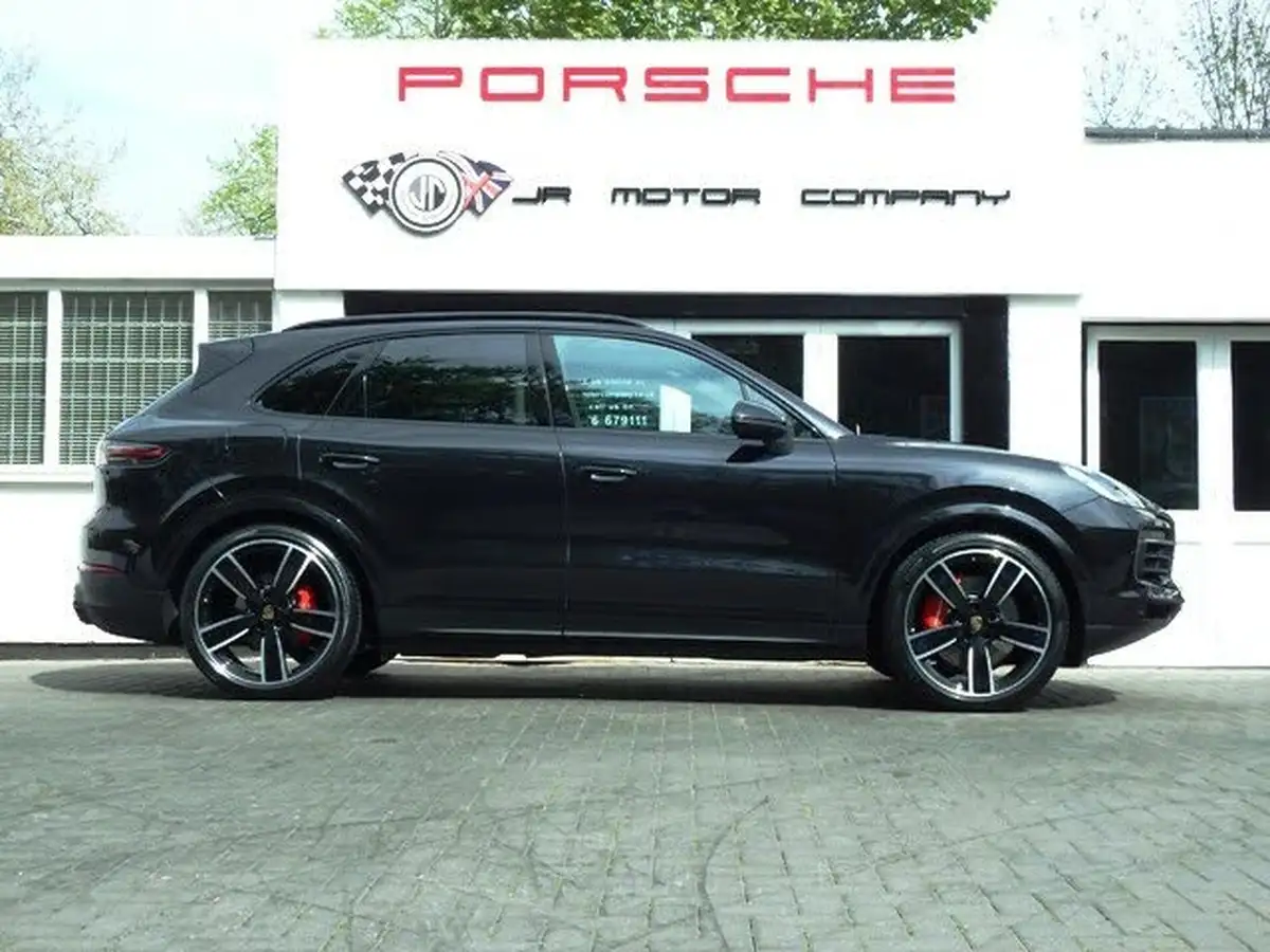 2019-porsche-cayenne-30-v6-s-big-8