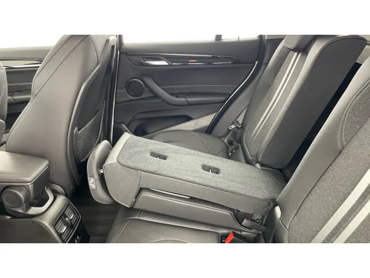 2021-bmw-x1-15-xdrive-25e-phev-sport-big-35