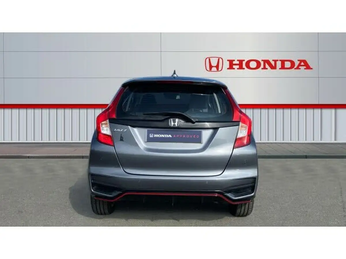 2019-honda-jazz-15-i-vtec-sport-big-6