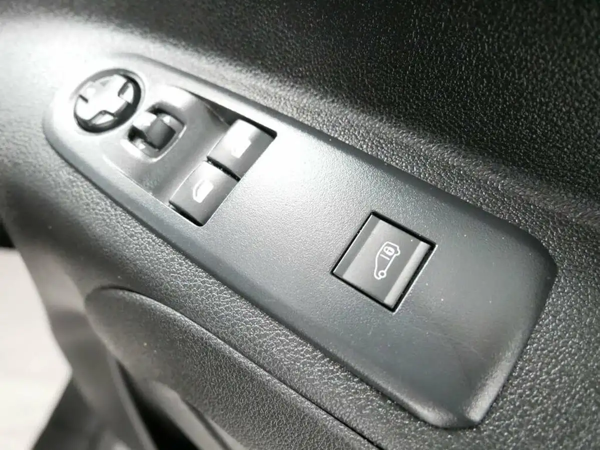 2021-citroen-berlingo-15bluehdi-1000-driver-pro-130pseu6dt-e-ss-van1000-eat8-big-24