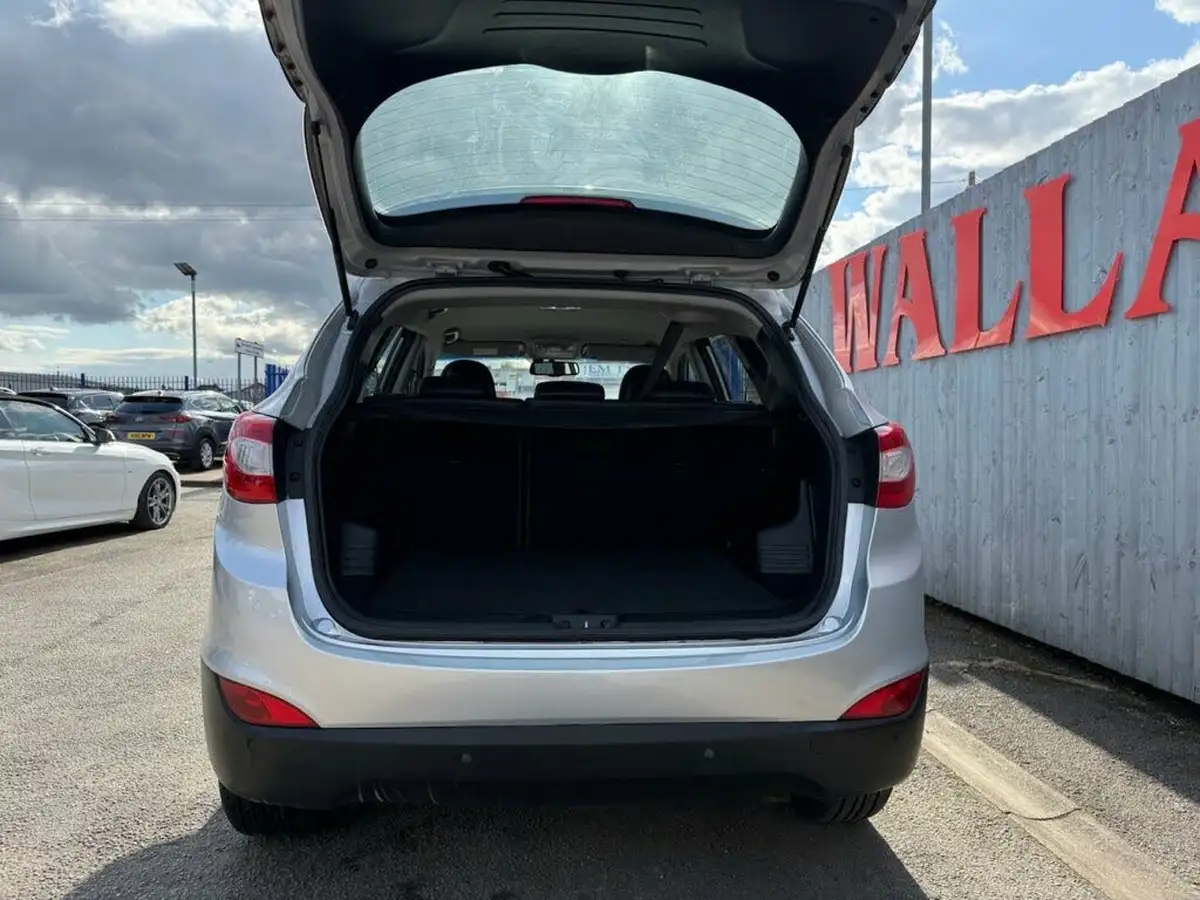 2015-hyundai-ix35-17crdi-se-big-47