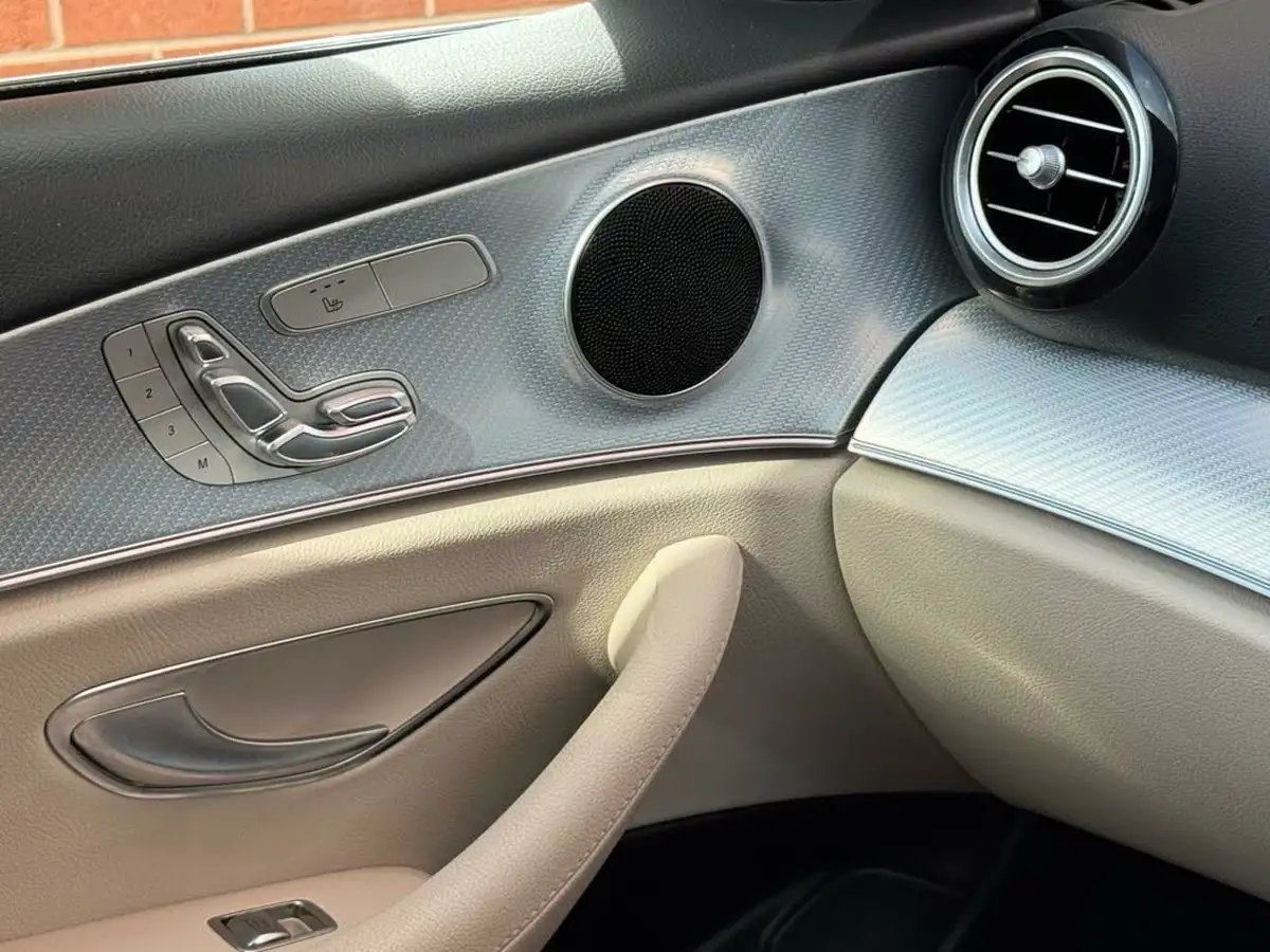 2019-mercedes-benz-e-class-20d-e220d-se-ss-saloon-4d-big-19