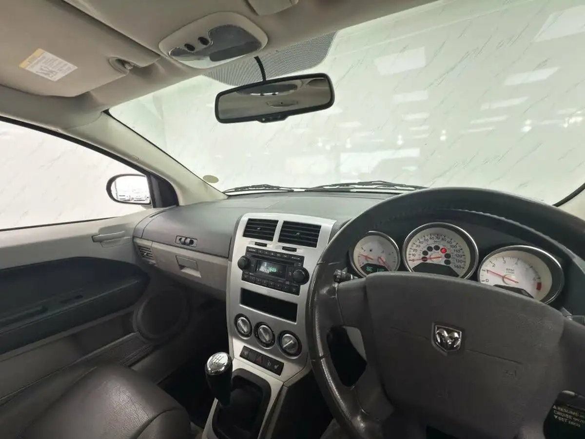 2006-dodge-caliber-18-sxt-big-10