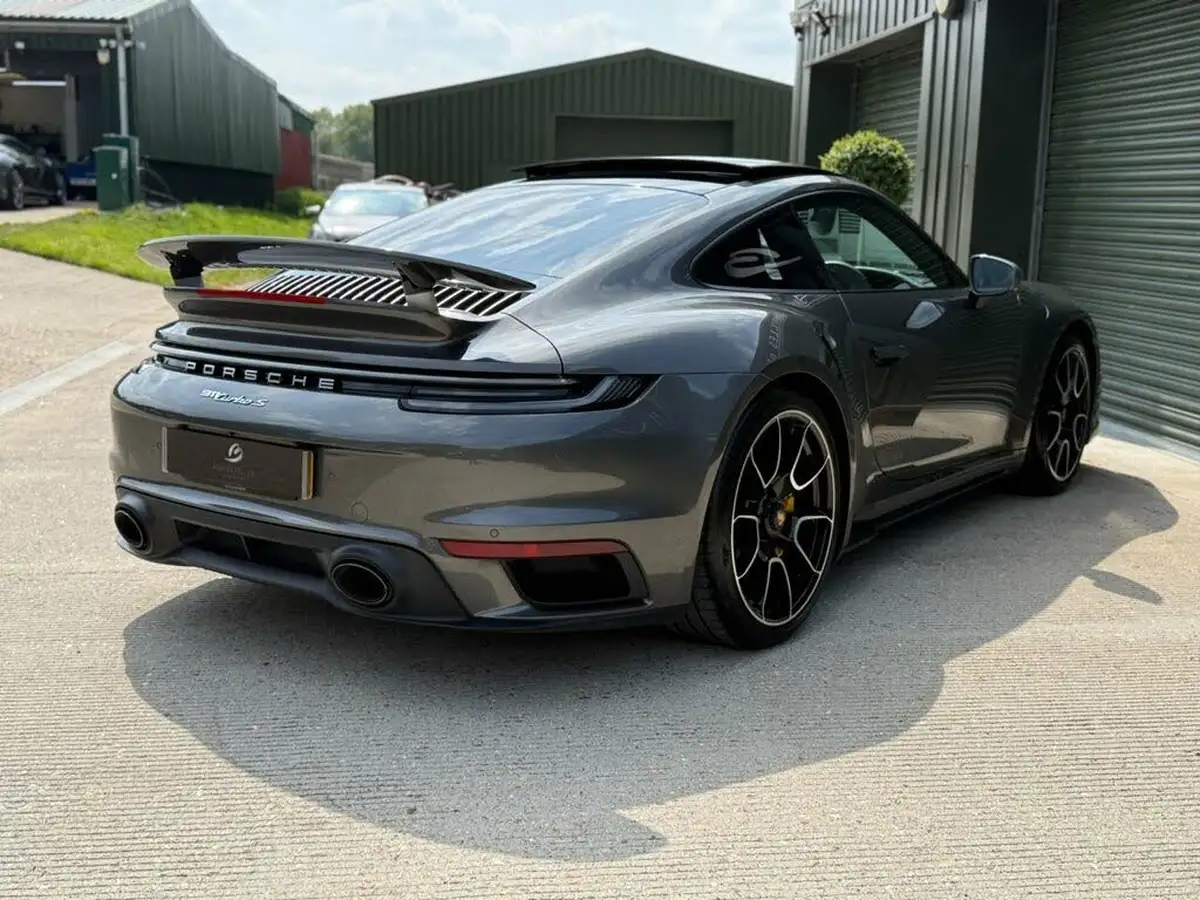 2021-porsche-911-38-turbo-s-coupe-big-26