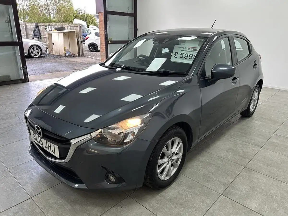 2015-mazda-mazda2-15-se-l-90ps-big-5