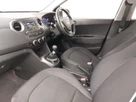 2020-hyundai-i10-10-se-small-4