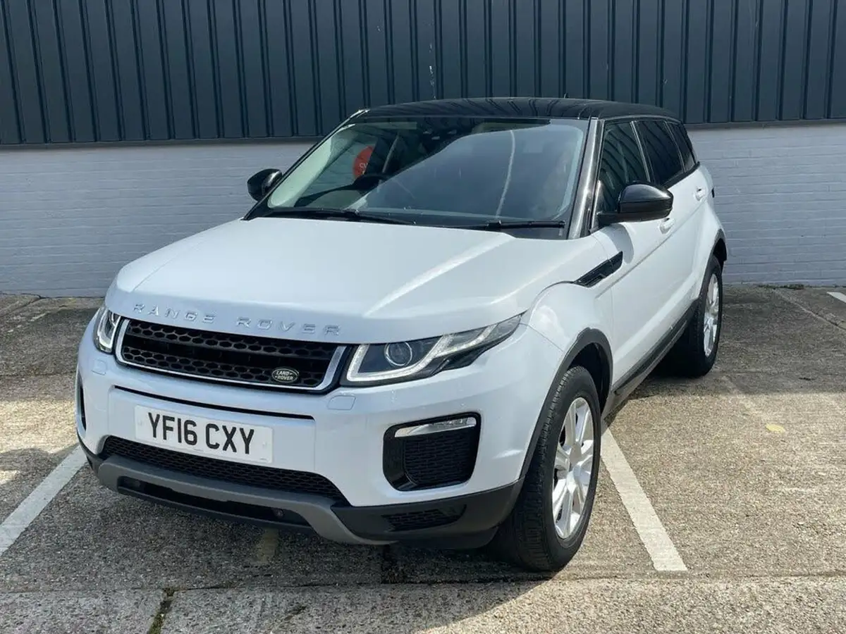 2016-land-rover-range-rover-evoque-20td4-se-tech-ss-hatchback-5d-big-63