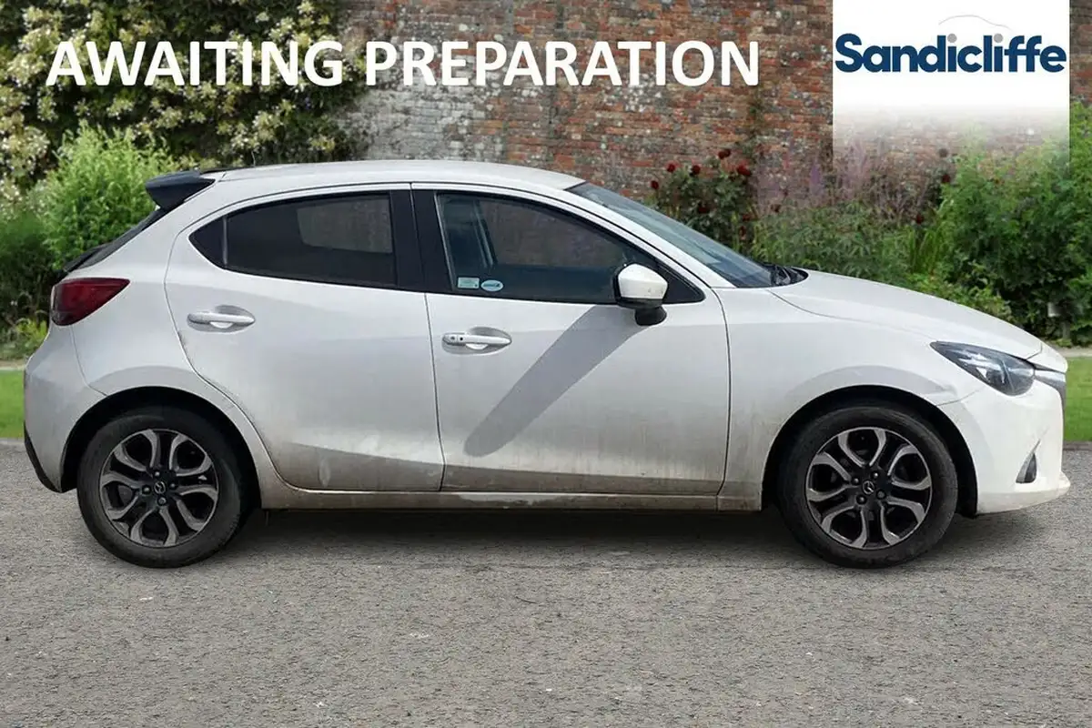 2018-mazda-mazda2-15-sport-nav-big-1