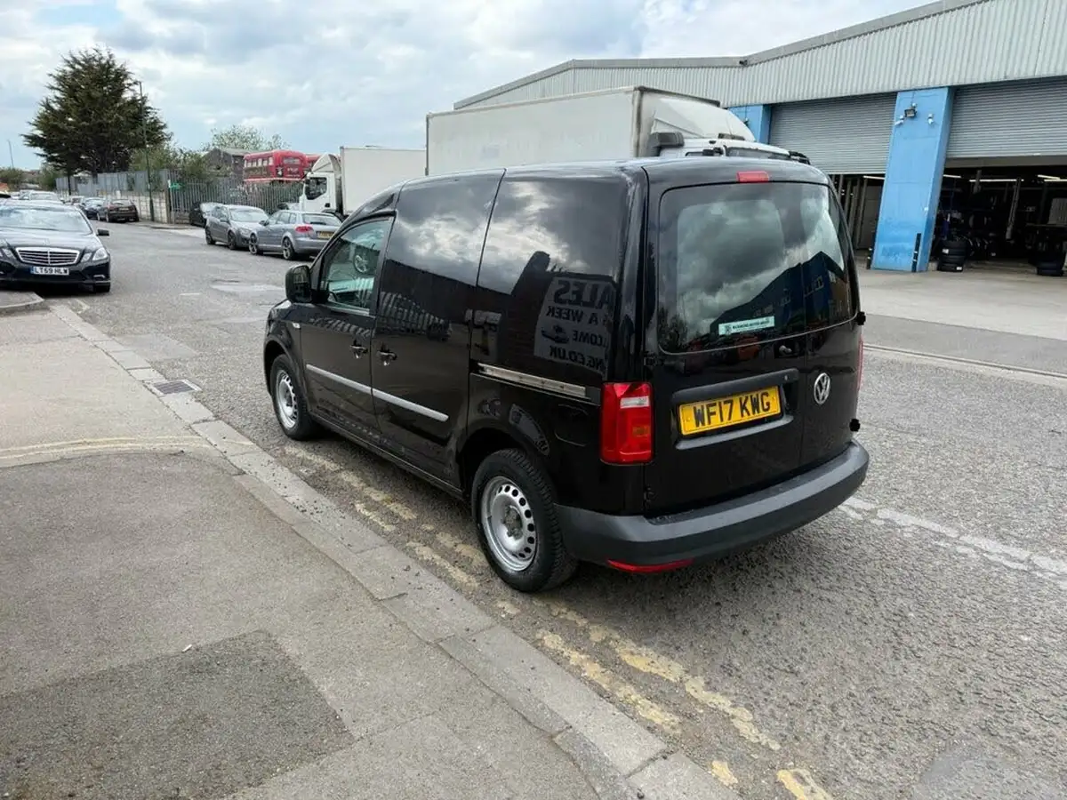 2017-volkswagen-caddy-20tdi-c20-startline-bmt-75pseu6-panel-big-4