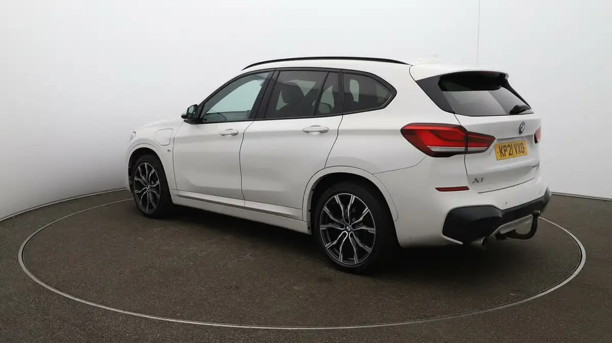 2021-bmw-x1-15-xdrive-25e-phev-m-sport-big-5