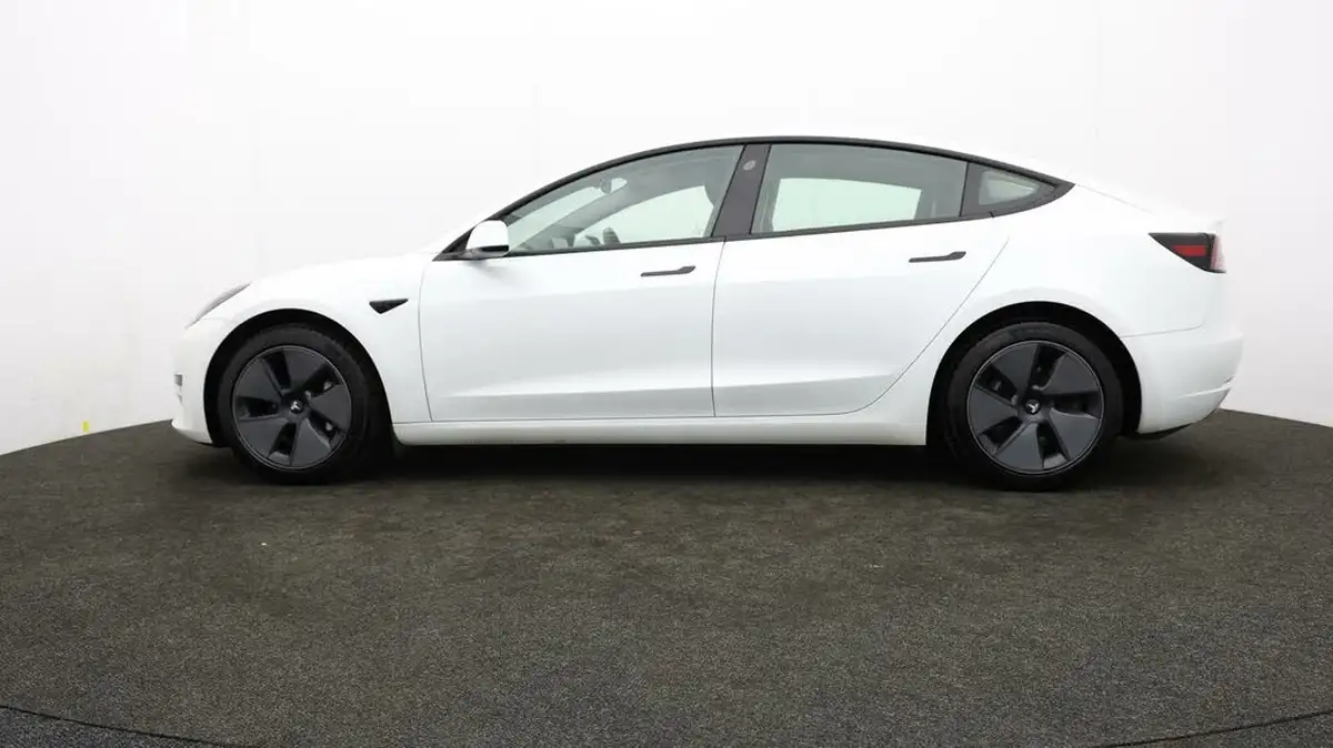 2021-tesla-model-3-e-standard-plus-big-63
